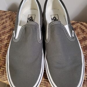 Vans slip on